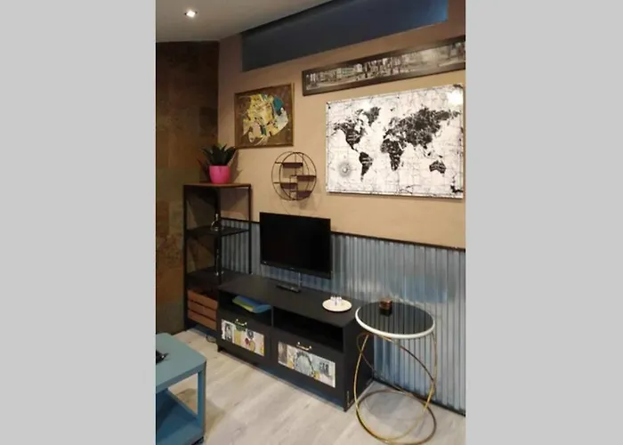 Loft-buhardilla Industrial, Junto A La Plaza Mayor, By My In *