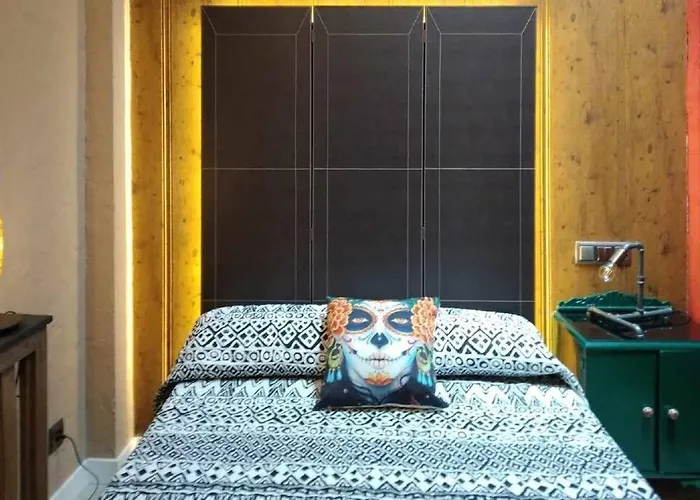 Loft-buhardilla Industrial, Junto A La Plaza Mayor, By My In サラマンカ